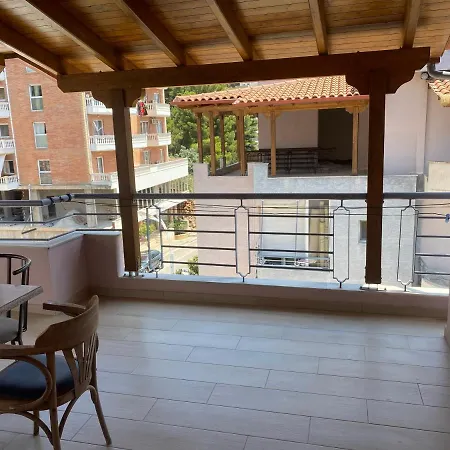 Appartement Blue Breeze Attic Sarandë