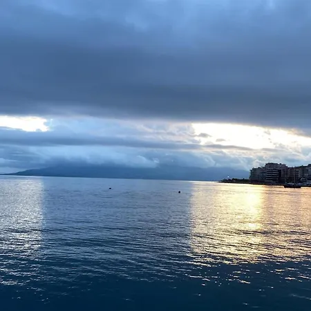 Blue Breeze Attic * Sarandë