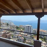 Blue Breeze Attic Lägenhet Sarandë