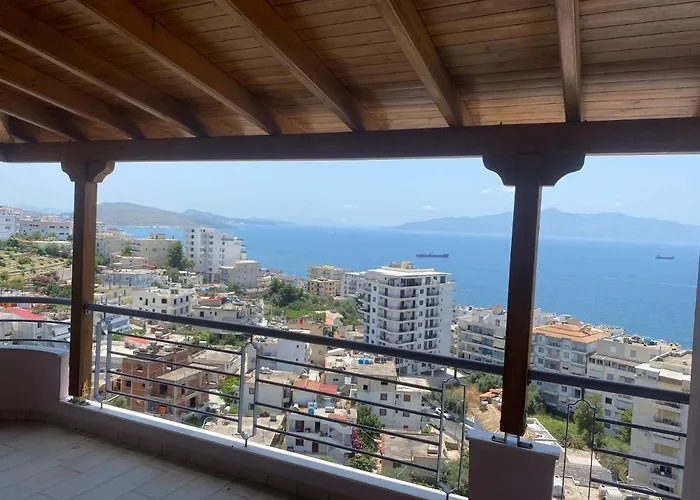 Blue Breeze Attic Apartment Sarandë